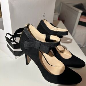 Nine West Black Heels with Bow Accent